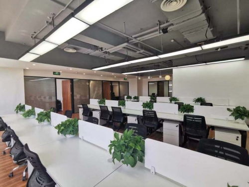 便捷舒适的办公空间 | 望京SOHO精装带家具南向采光好地铁便利出租